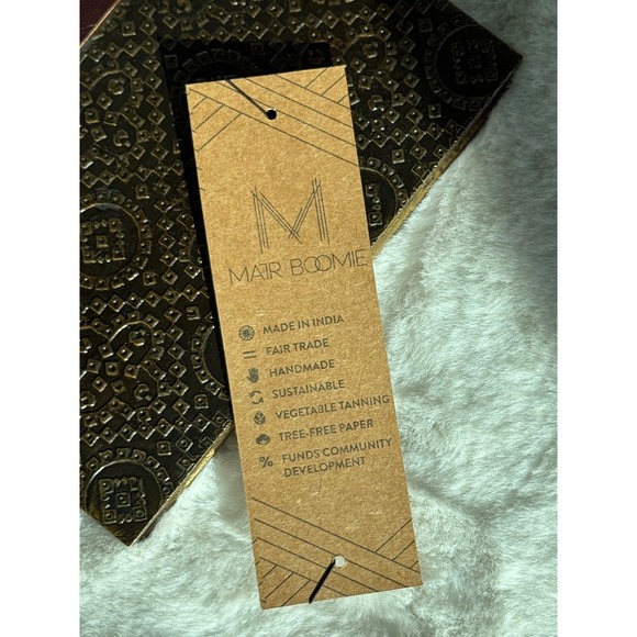 Matr Boomie Sustainable Leather Journal Embossed Cover Red Spine Blank Pages - Picture 4 of 5